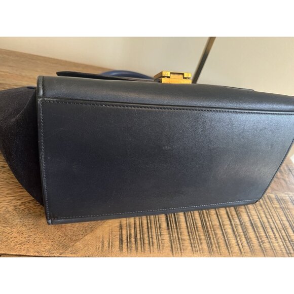Céline Trapeze Bag In Navy Blue Leather & Suede With Gold-Tone Hardware - Picture 8 of 9